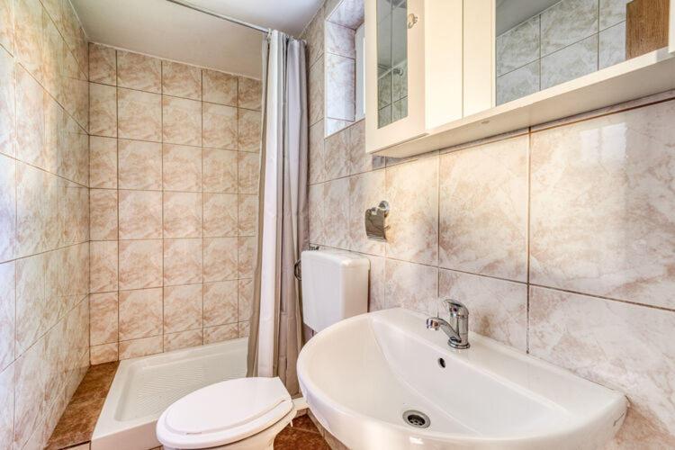 Apartments Nika With Swimming Pool And Beautiful Sea View Dobrec Luaran gambar