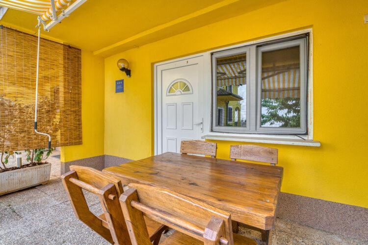 Apartments Nika With Swimming Pool And Beautiful Sea View Dobrec Luaran gambar